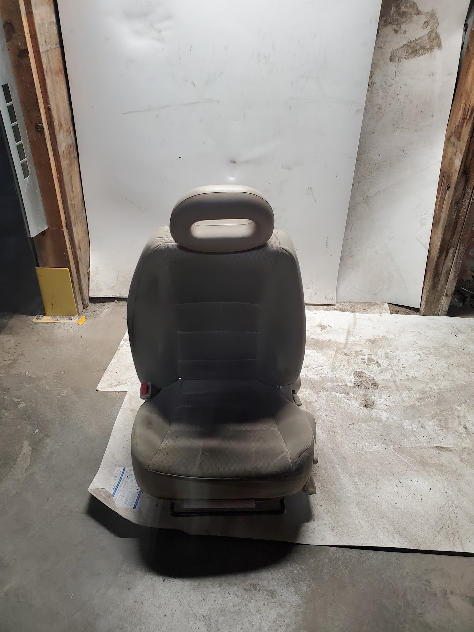 Front Seat for Saturn vehicles