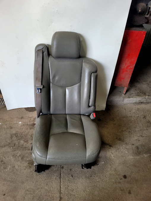 Front Seat for Chevrolet, GMC and Cadillac vehicles