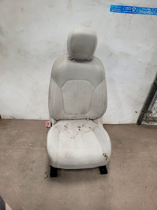 Front Seat for Chrysler vehicles