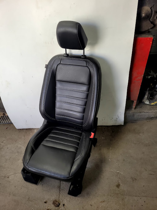 Front Seat for Ford vehicles