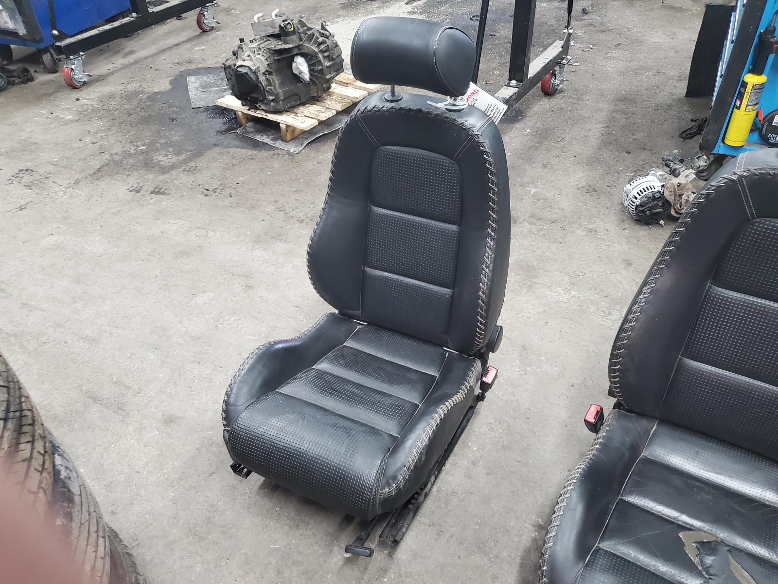 Front Seat for Audi vehicles