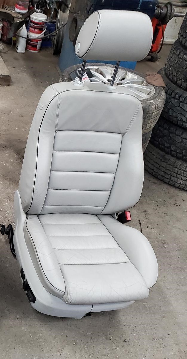 Front Seat for Audi vehicles