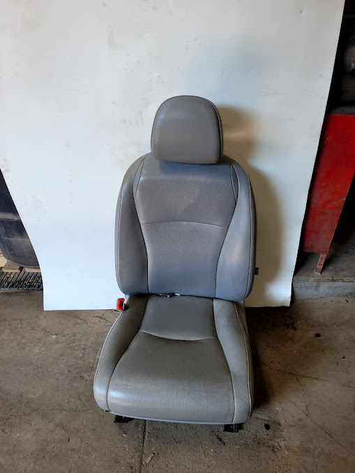 Front Seat for Toyota vehicles