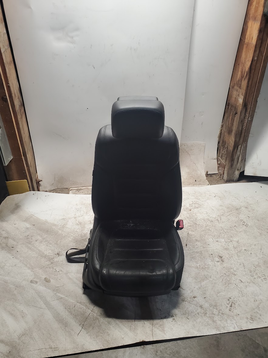 Front Seat for Volkswagen vehicles