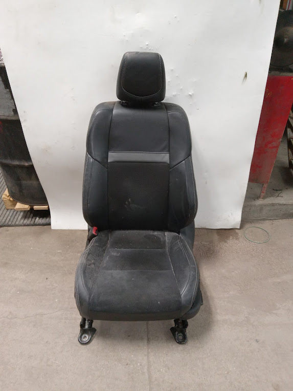Front Seat for Toyota vehicles