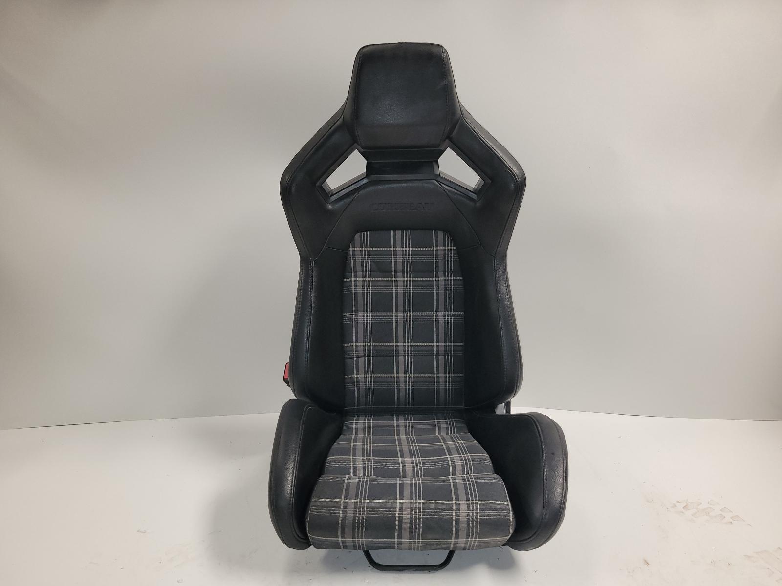 Front Seat for Volkswagen vehicles