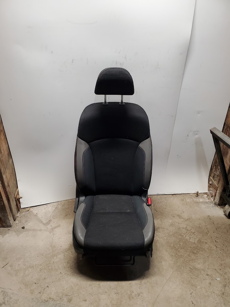 Front Seat for Subaru vehicles