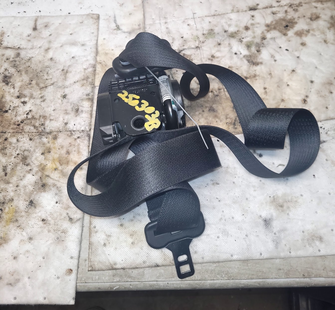 Front Seat Belt for Chrysler vehicles