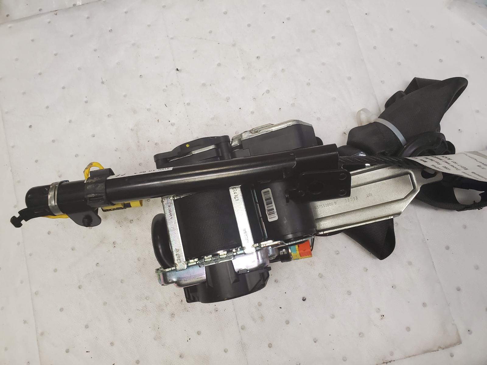 Front Seat Belt for Audi vehicles