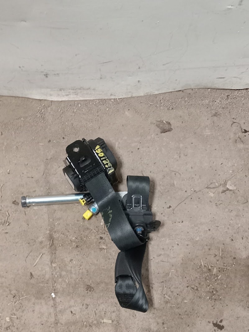 Front Seat Belt for Ford vehicles