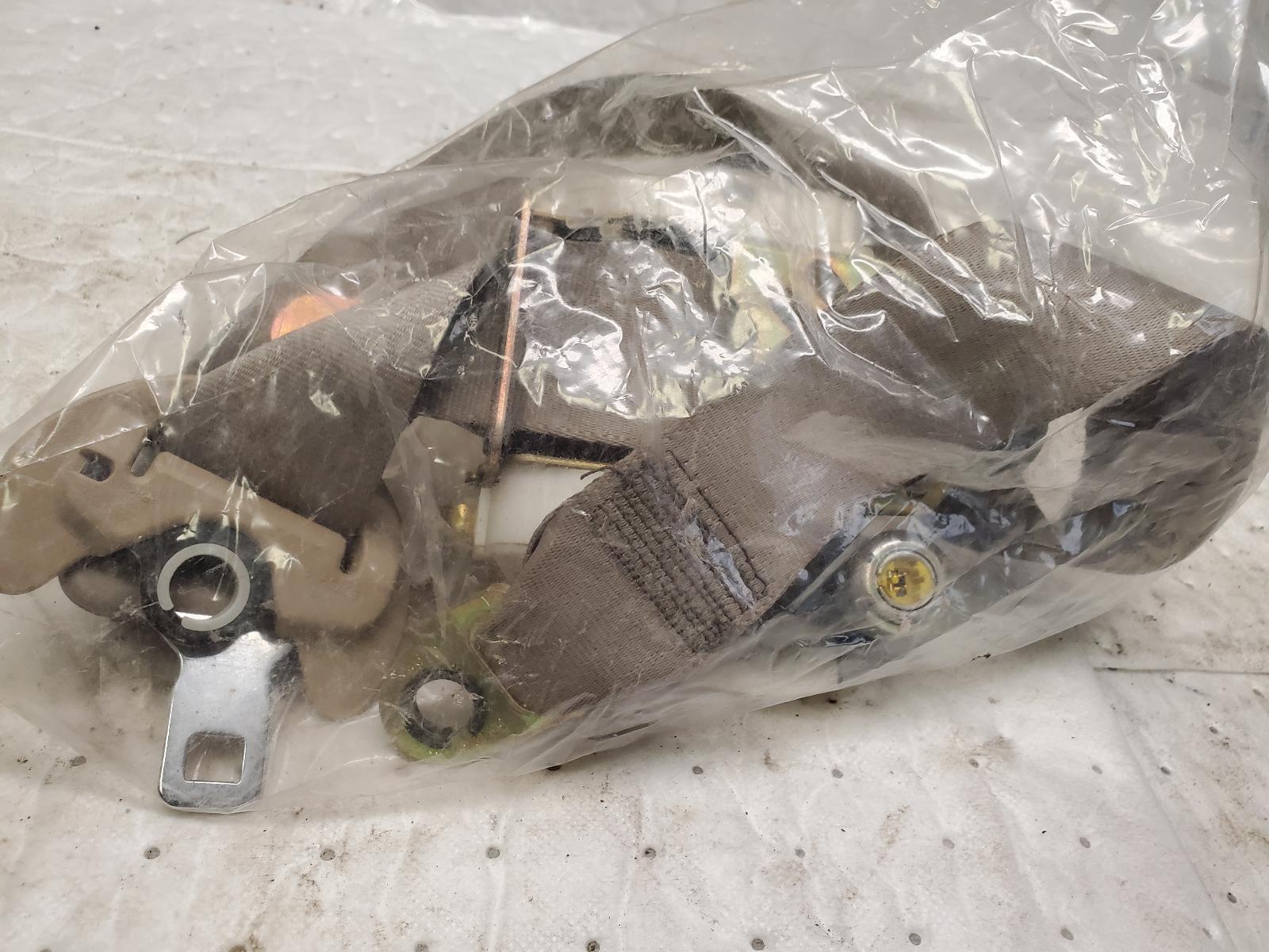 Front Seat Belt for Toyota vehicles