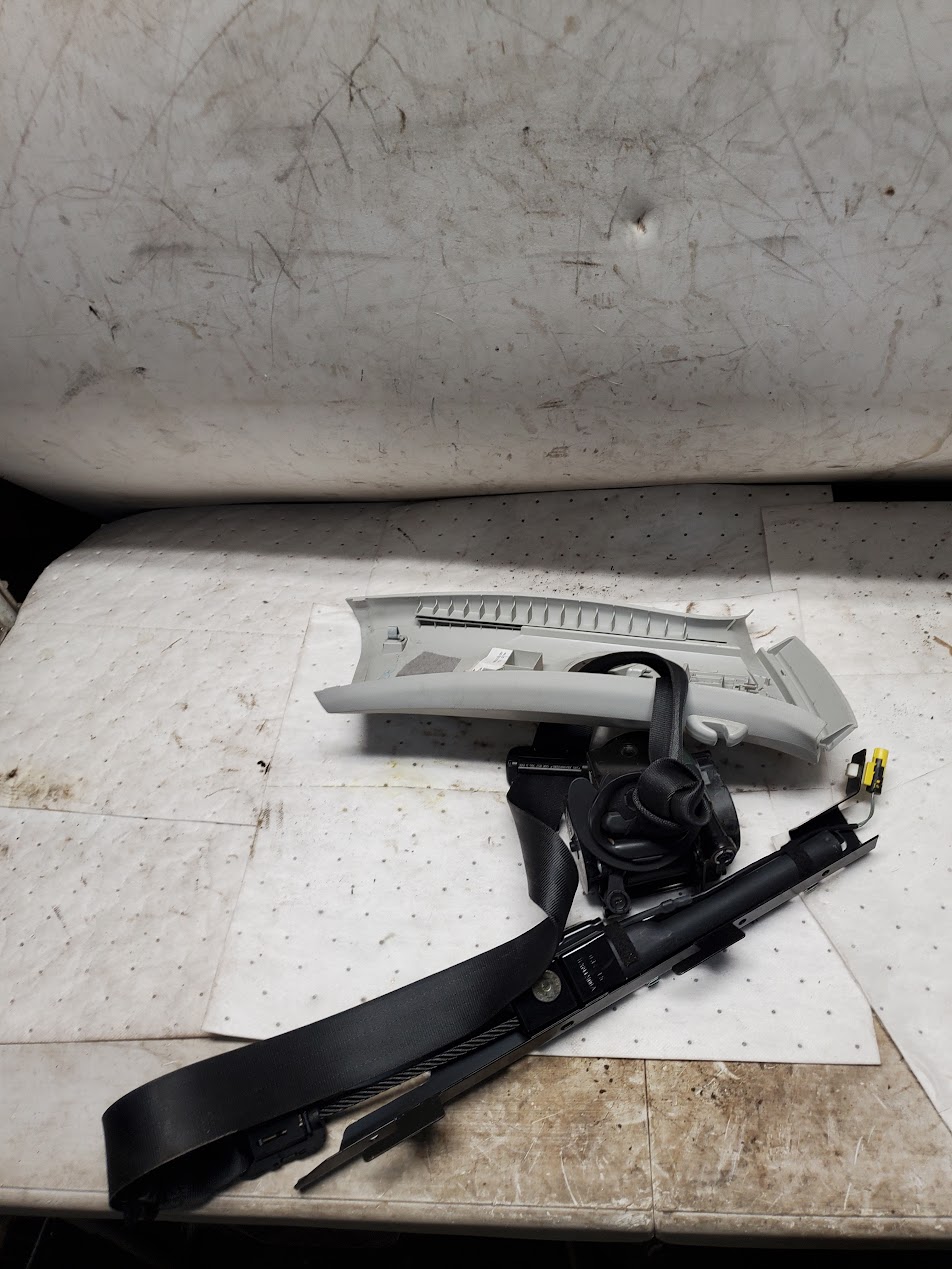 Front Seat Belt for Volkswagen vehicles