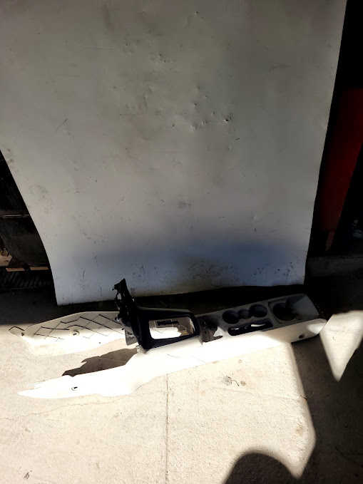 Front Console for Ford vehicles