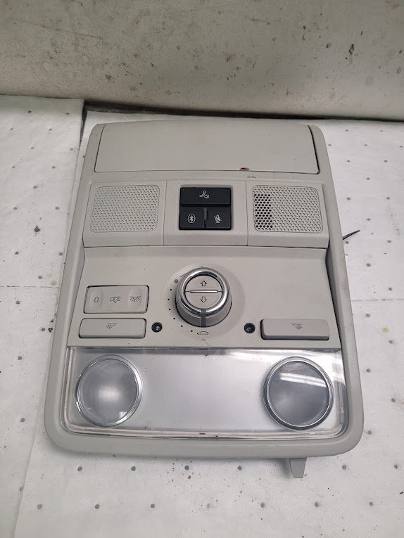 Front Console for Volkswagen vehicles