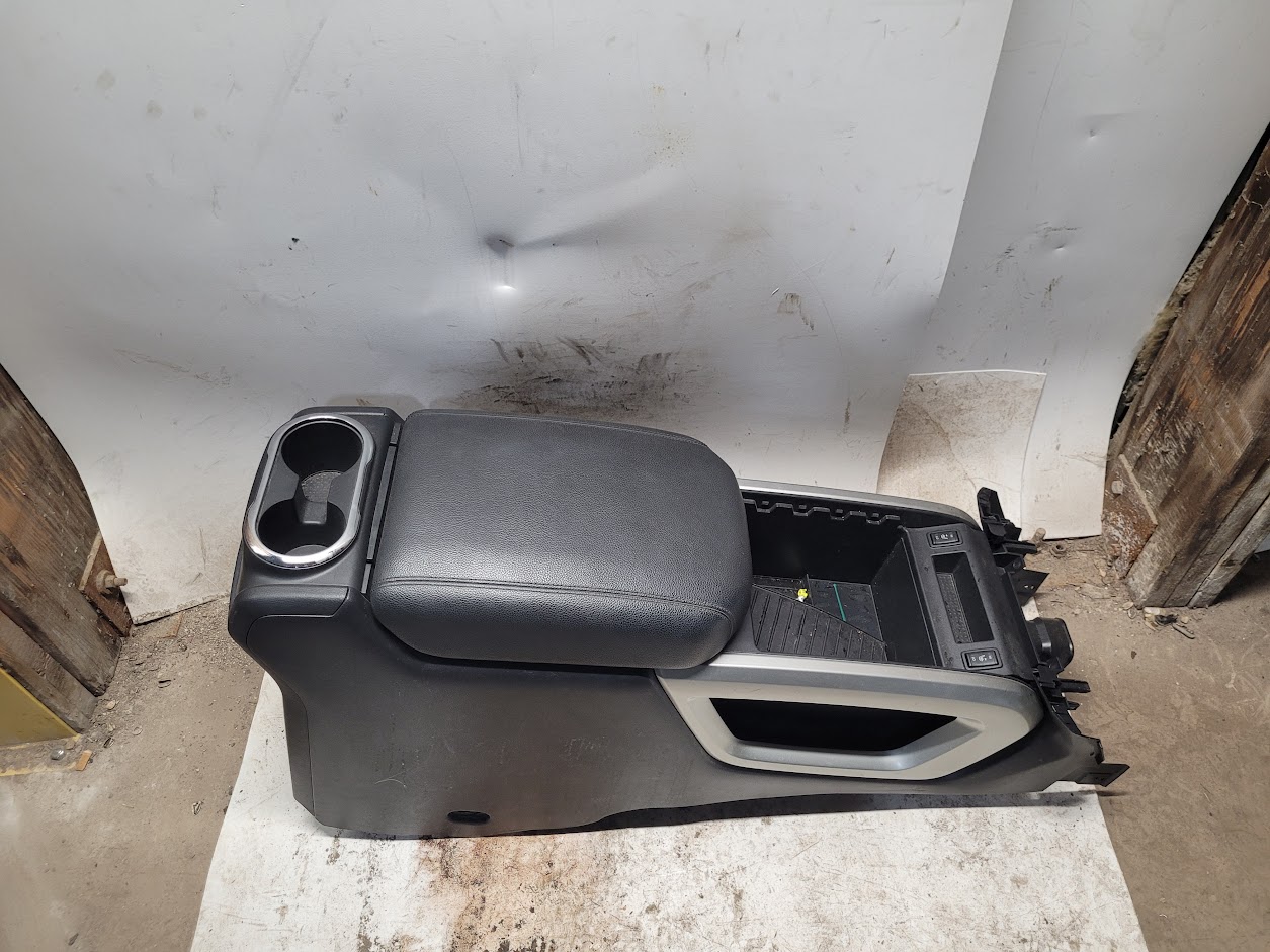 Front Console for Nissan vehicles