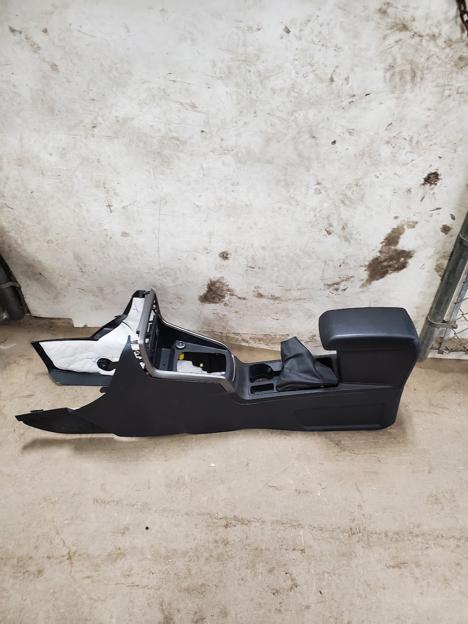Front Console for Ford vehicles