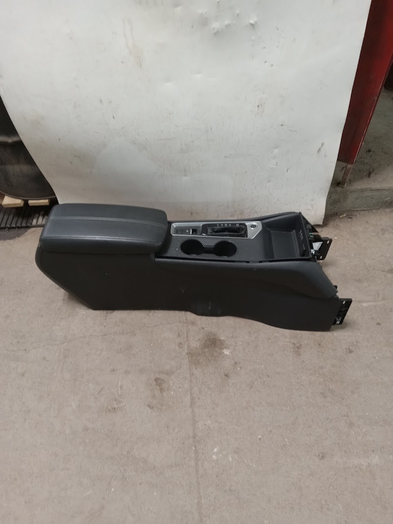 Front Console for Nissan vehicles