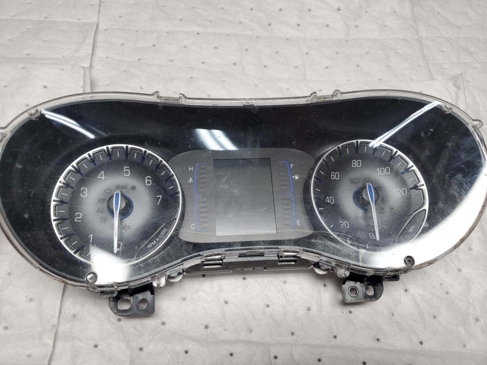 Speedometer Cluster for Chrysler vehicles