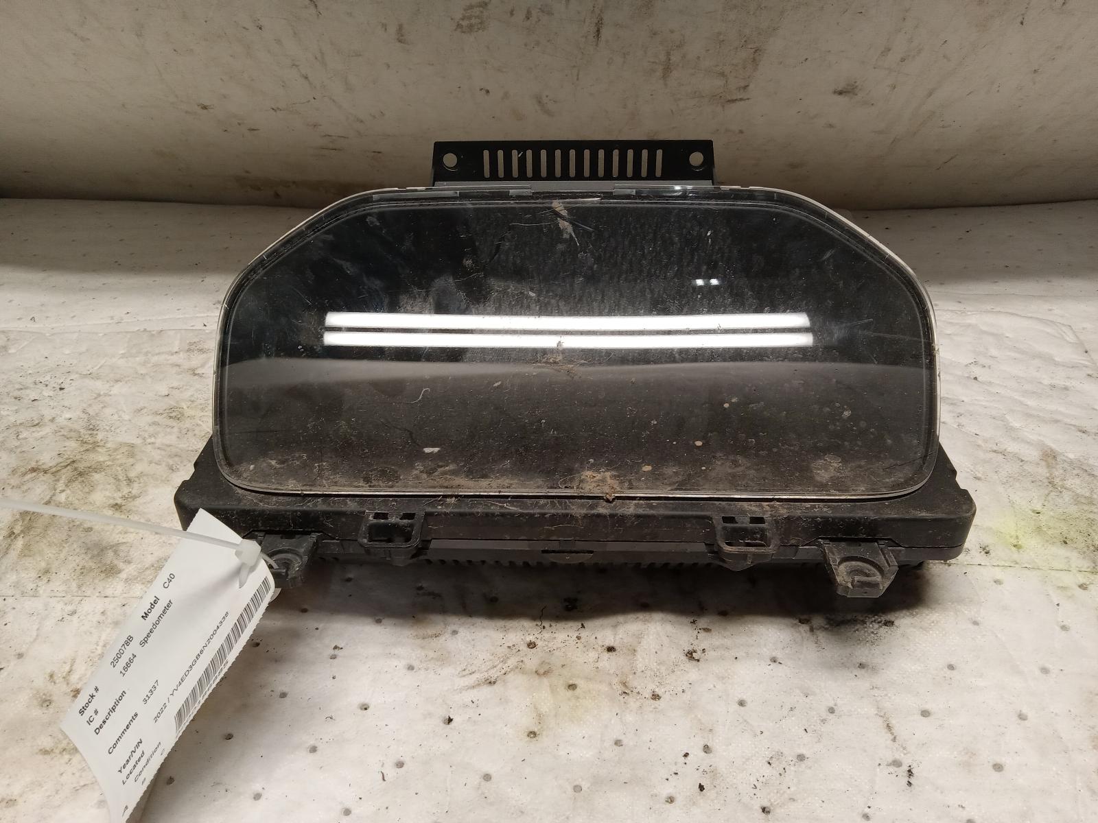 Speedometer Cluster for Volvo vehicles