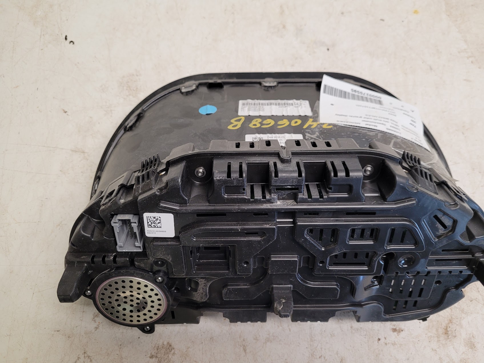 Speedometer Cluster for Mitsubishi vehicles