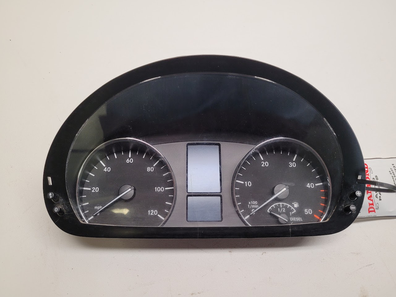 Speedometer Cluster for Mercedes-Benz vehicles