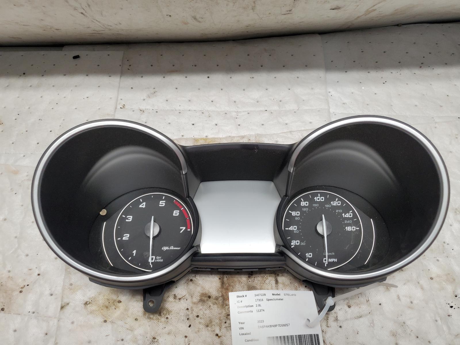 Speedometer Cluster for Alfa-Romeo vehicles