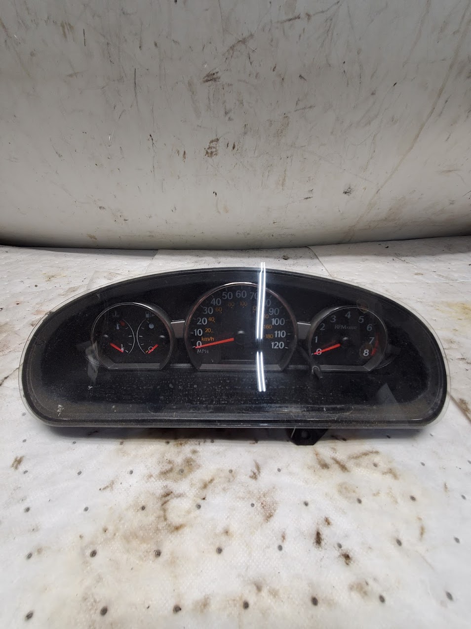 Speedometer Cluster for Saturn vehicles
