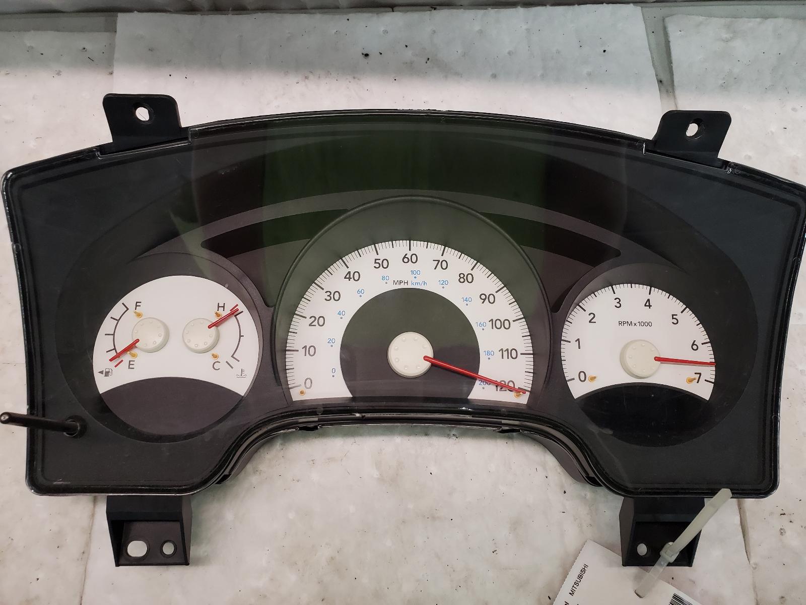 Speedometer Cluster for Mitsubishi vehicles