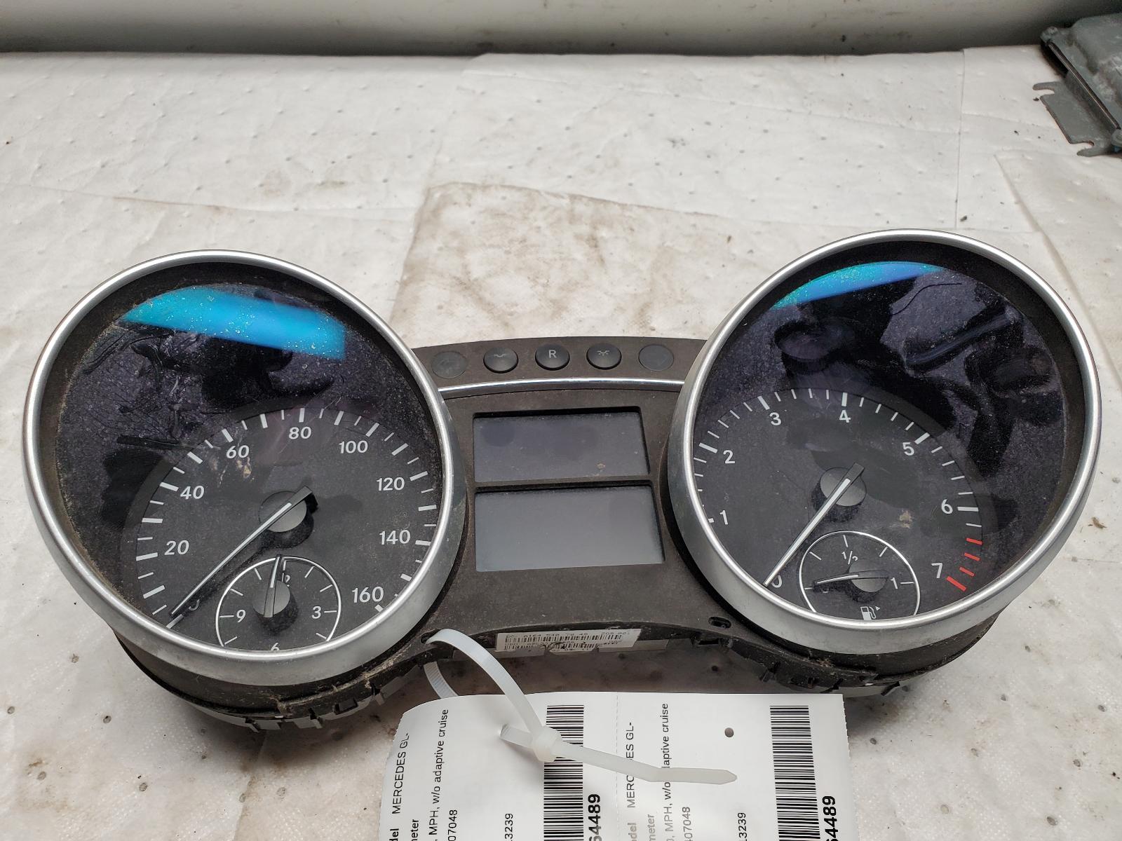 Speedometer Cluster for Mercedes-Benz vehicles