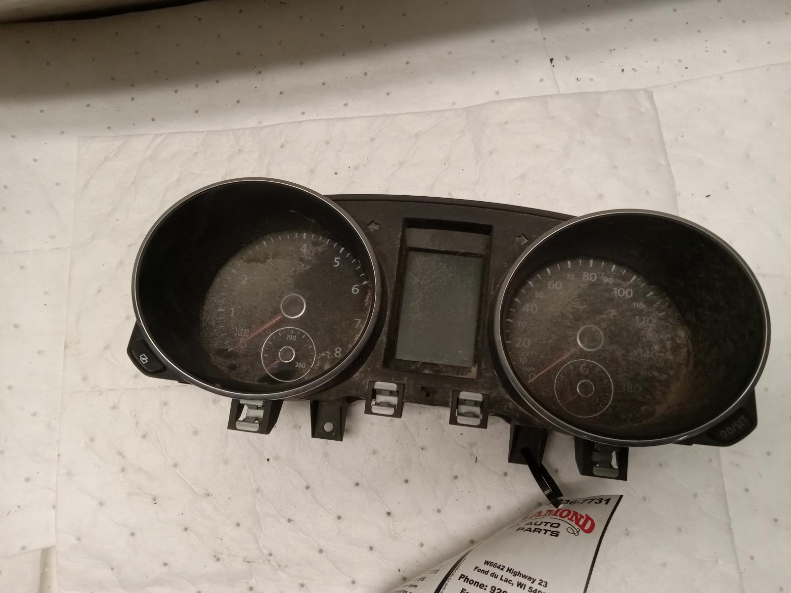 Speedometer Cluster for Volkswagen vehicles