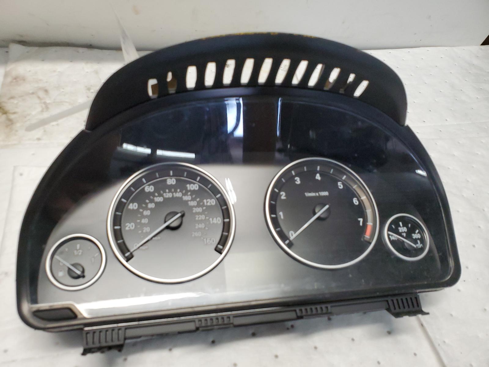 Speedometer Cluster for Bmw vehicles