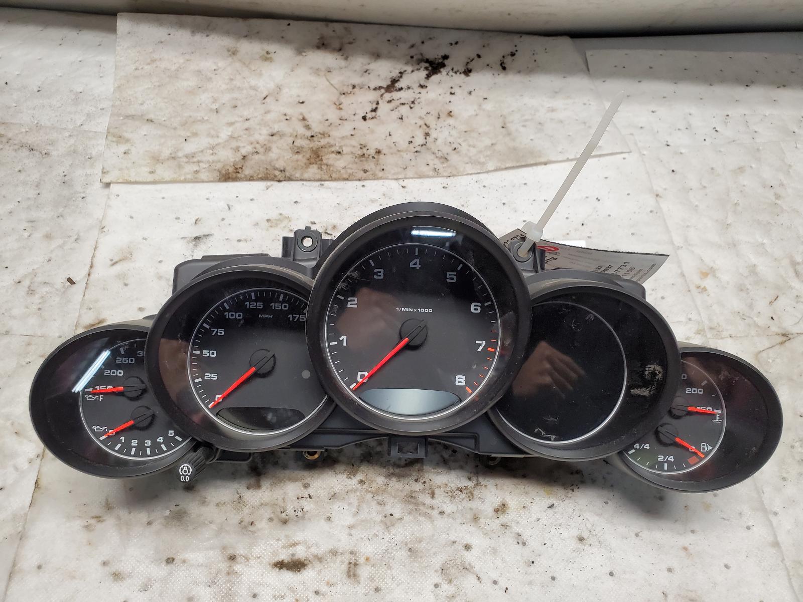 Speedometer Cluster for Porsche vehicles