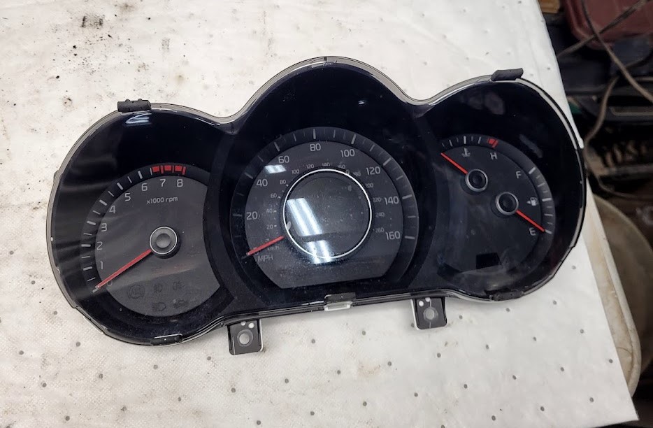 Speedometer Cluster for Audi vehicles