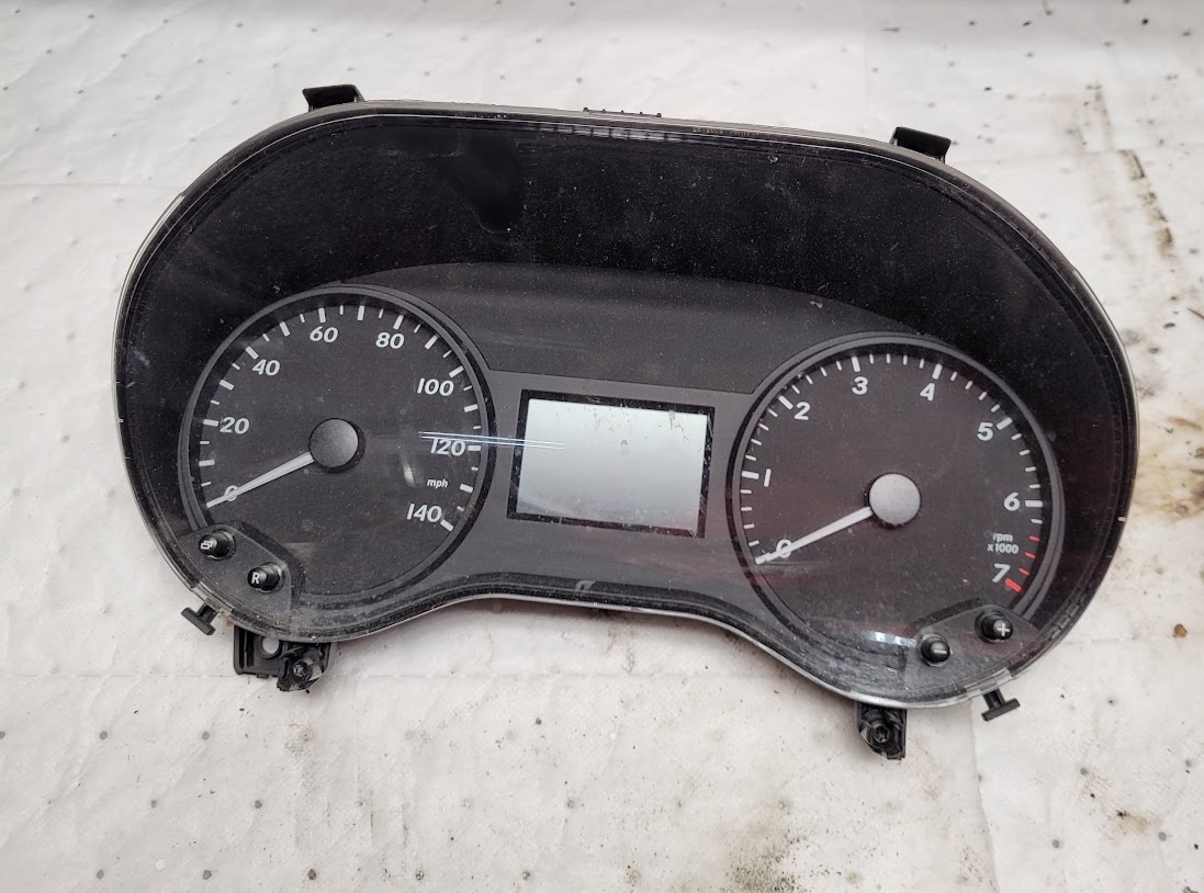 Speedometer Cluster for Mercedes-Benz vehicles