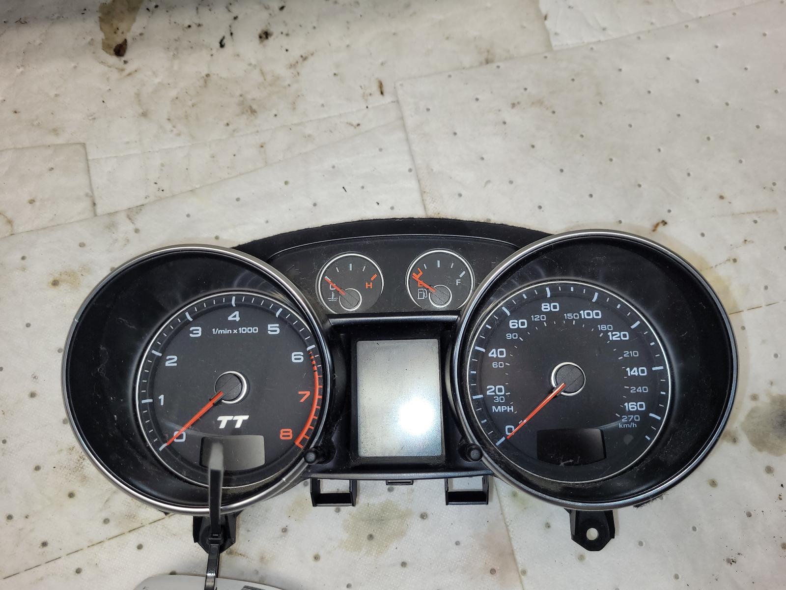 Speedometer Cluster for Audi vehicles
