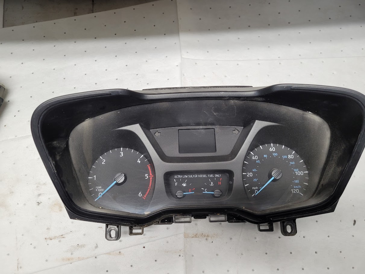 Speedometer Cluster for Ford vehicles