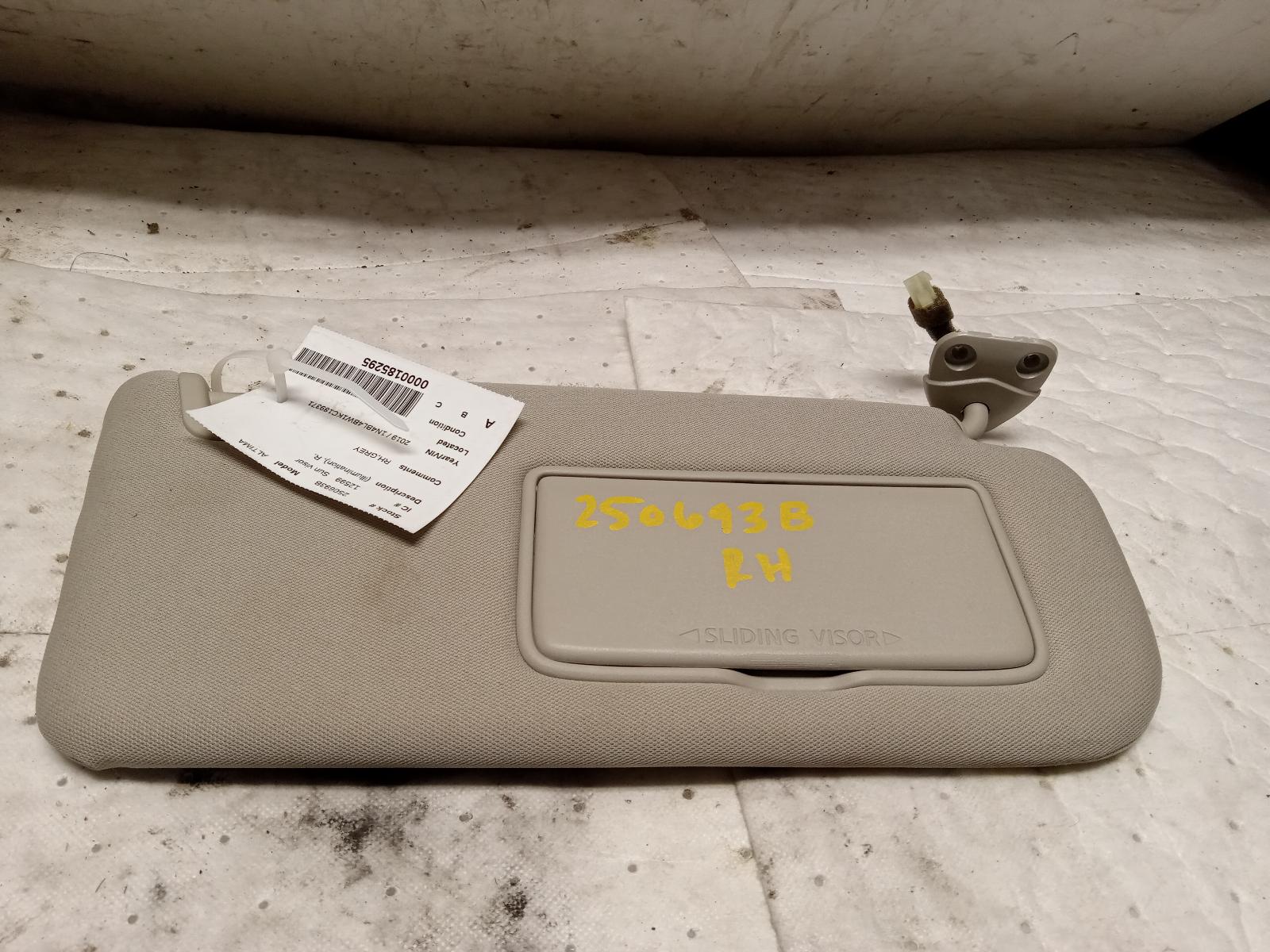 Sun Visor for Nissan vehicles