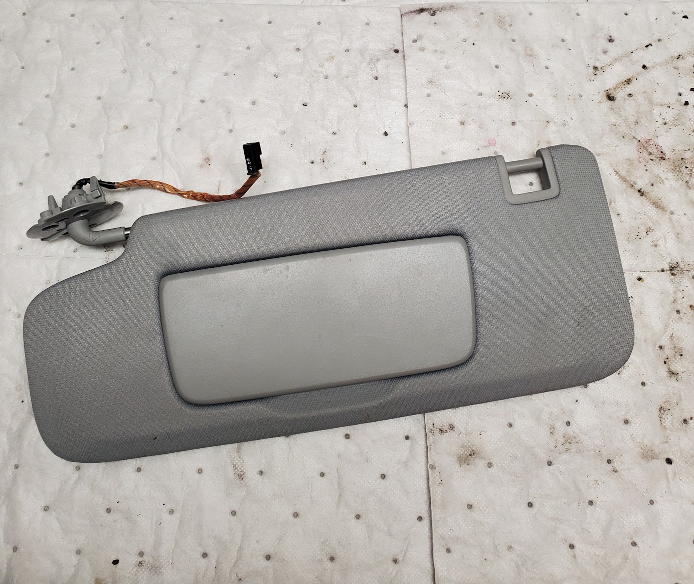 Sun Visor for Chevrolet and GMC vehicles