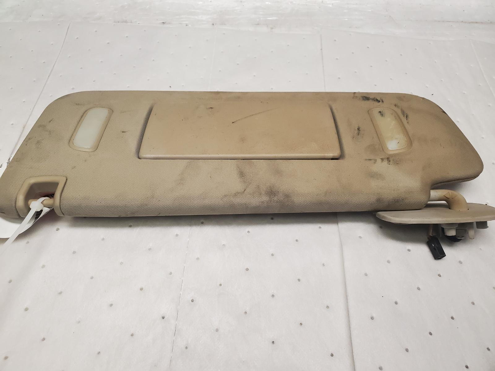 Sun Visor for Chevrolet, GMC and Cadillac vehicles
