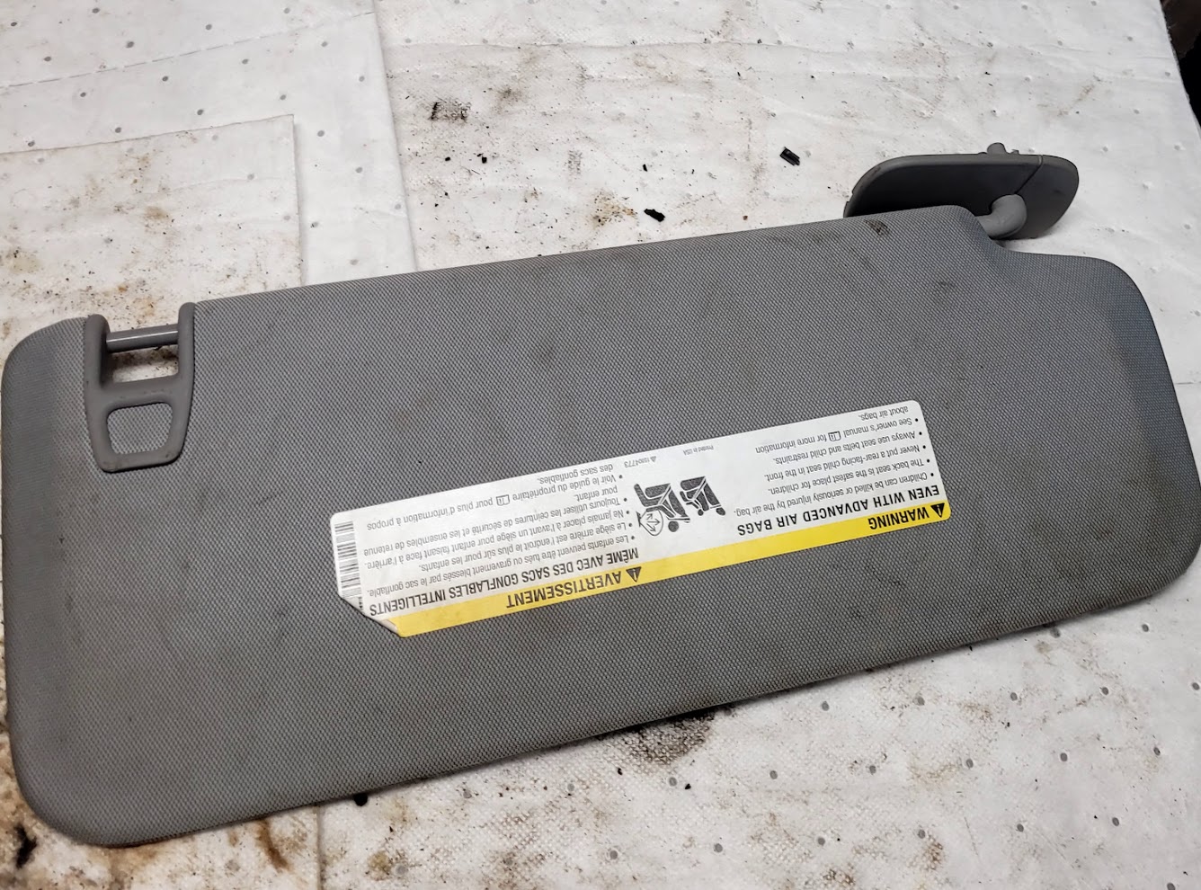 Sun Visor for Chevrolet and GMC vehicles
