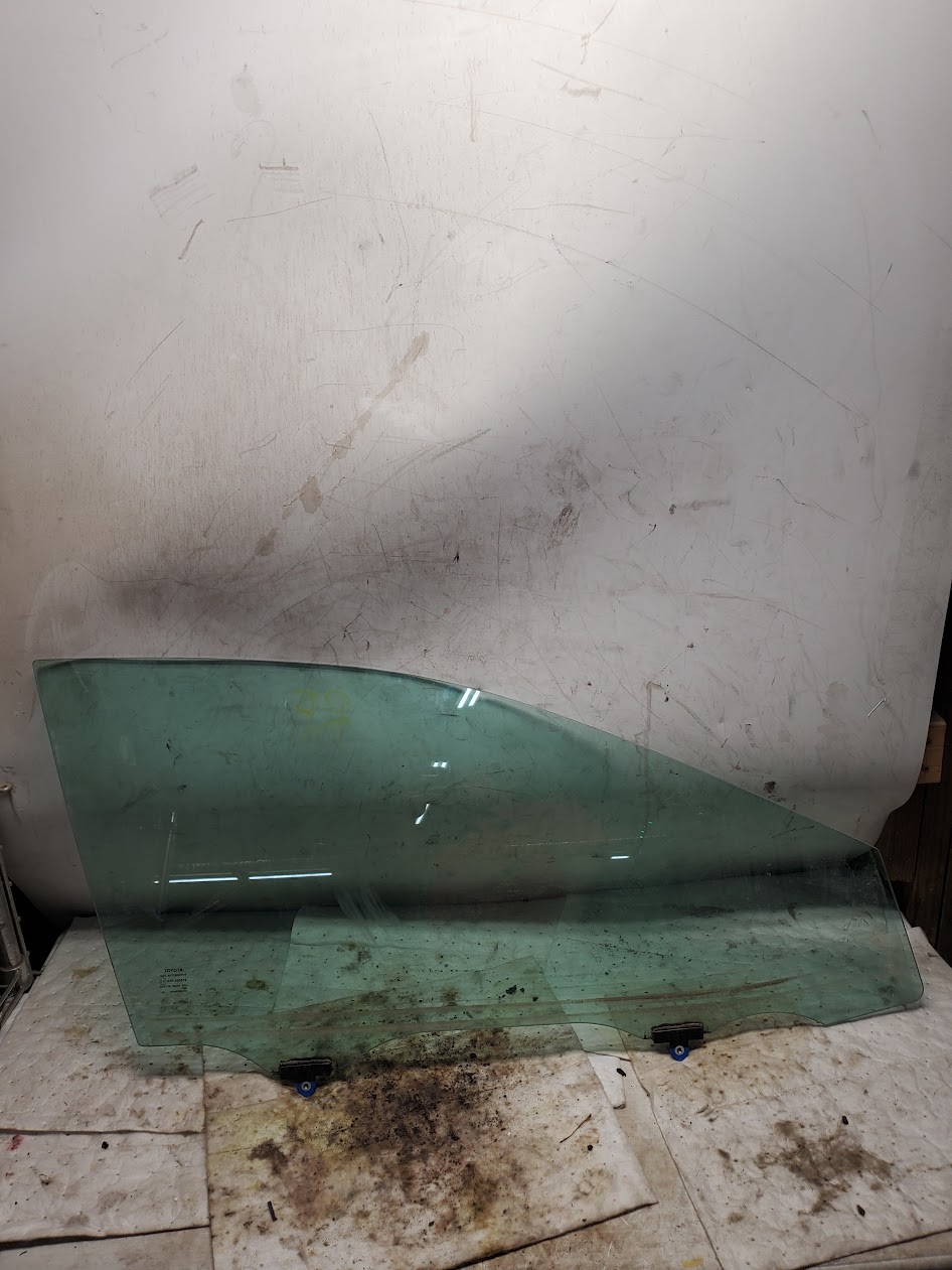 Front Door Glass for Toyota vehicles