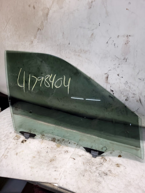 Front Door Glass for Nissan vehicles