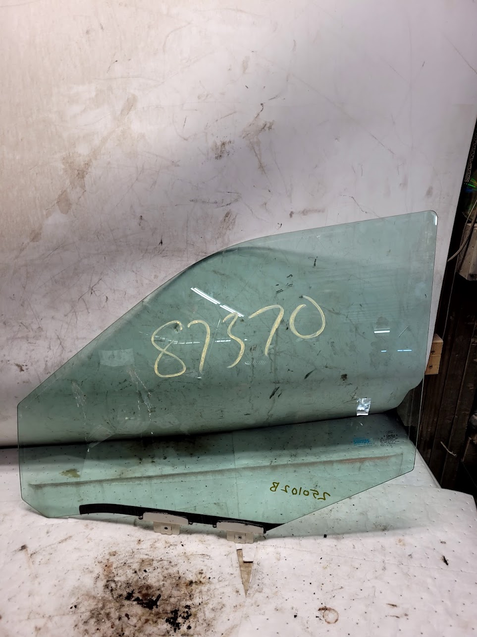 Front Door Glass for Ford vehicles