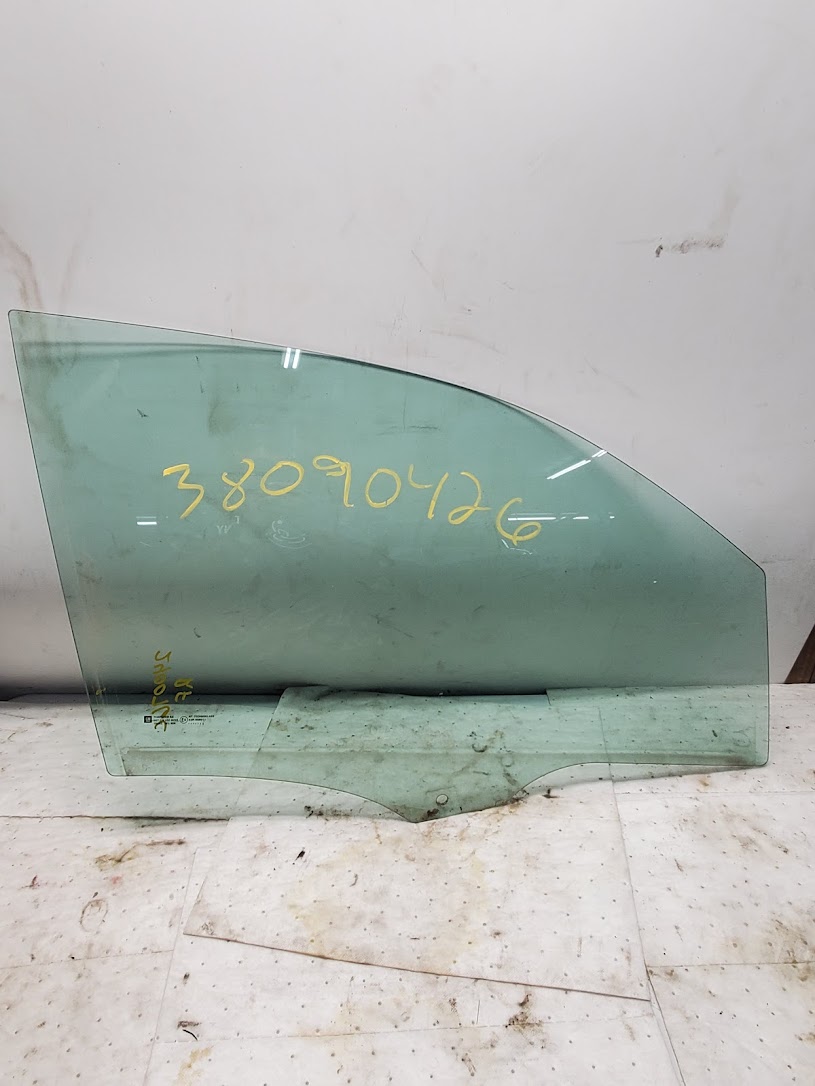 Front Door Glass for Pontiac and Chevrolet vehicles