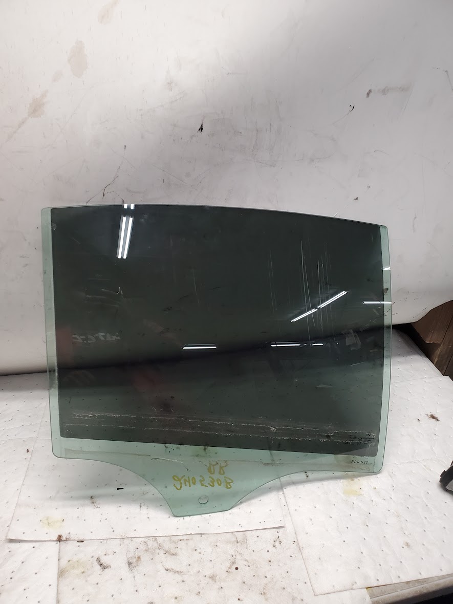 Rear Door Glass for Bmw vehicles