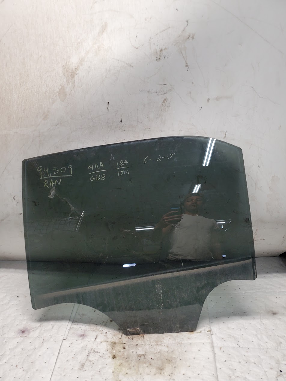 Rear Door Glass for Chevrolet vehicles
