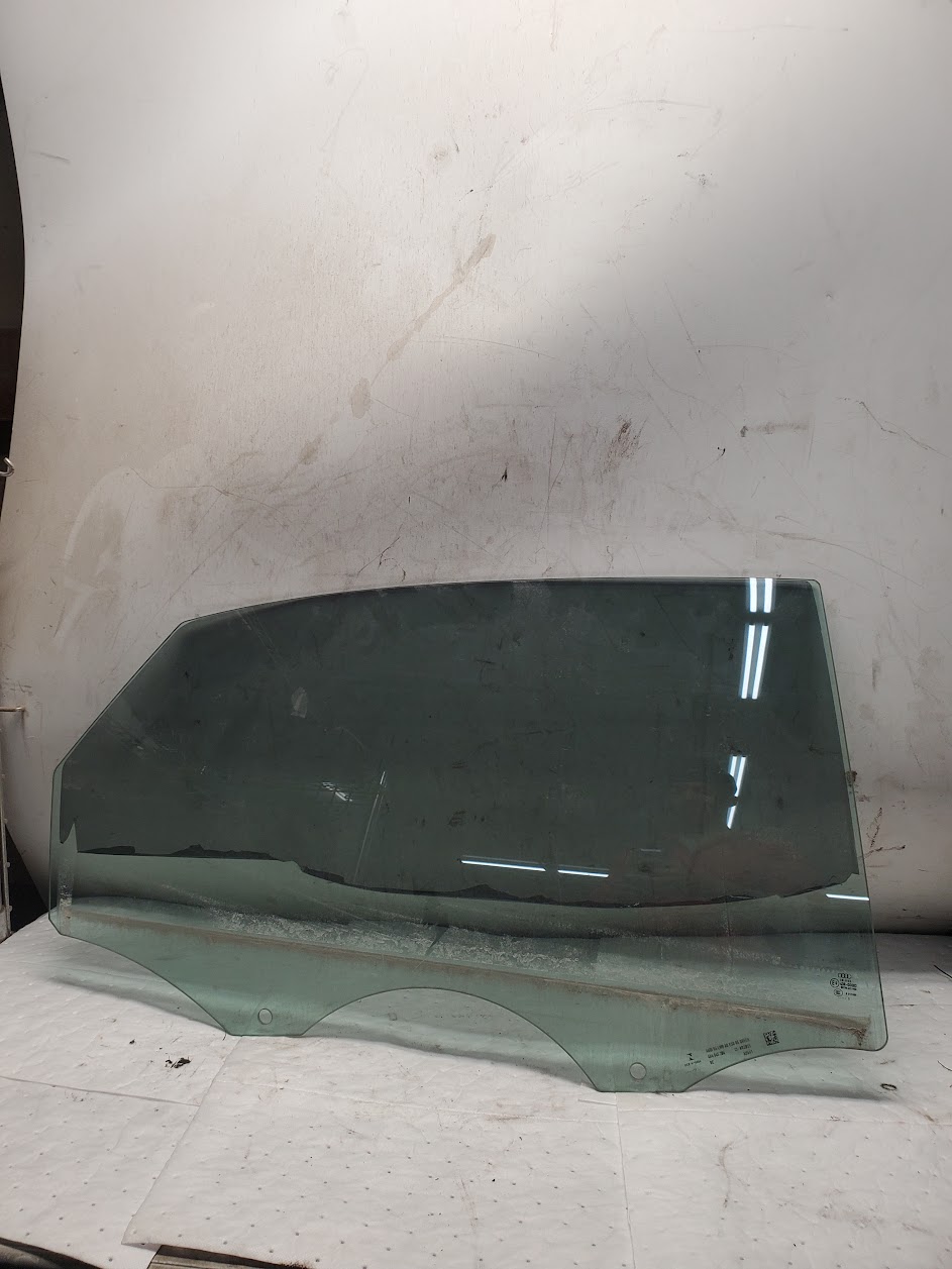 Rear Door Glass for Audi vehicles