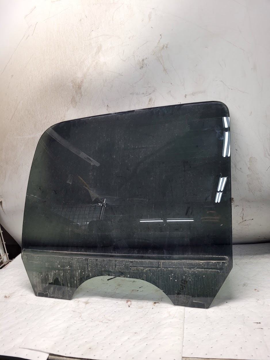 Rear Door Glass for Chevrolet, GMC and Cadillac vehicles