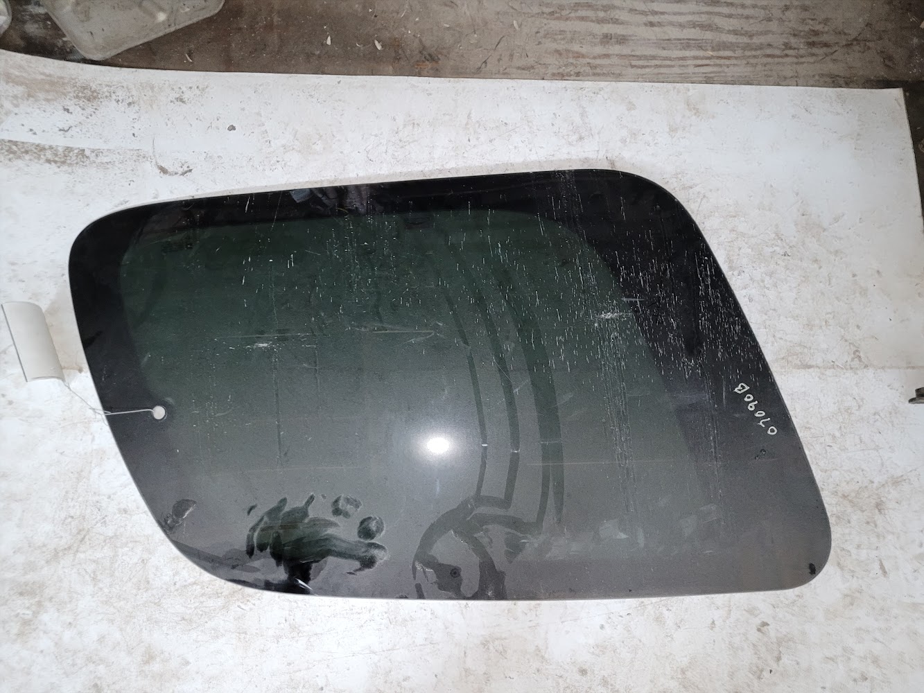 Quarter Glass for Chevrolet, Buick, Saturn and Pontiac vehicles