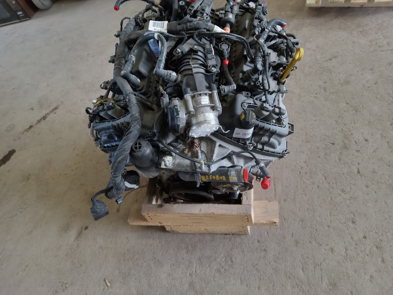 Engine Assembly for Lincoln and Ford vehicles